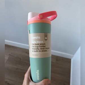 New Owala 30 ounce water bottle teal pink peach with handle